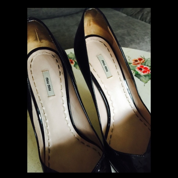💜MIU MIU💜 37 fits 6.5 BLACK PATENT LEATHER HEELS - Picture 4 of 11